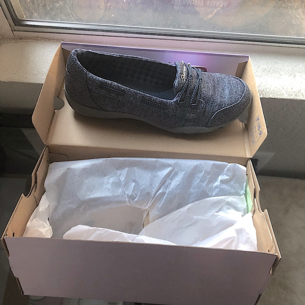 Skechers Relaxed Fit Memory Foam Breathe Easy NAVY
